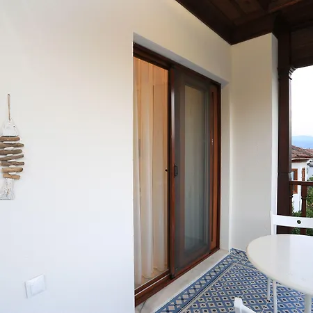 Alp Mandalin * Akyaka (Mugla)