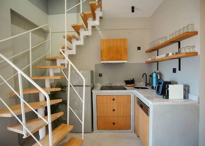 Alp Mandalin אקיאקה