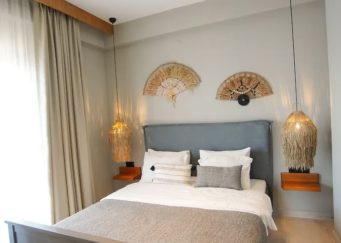 Alp Mandalin אקיאקה